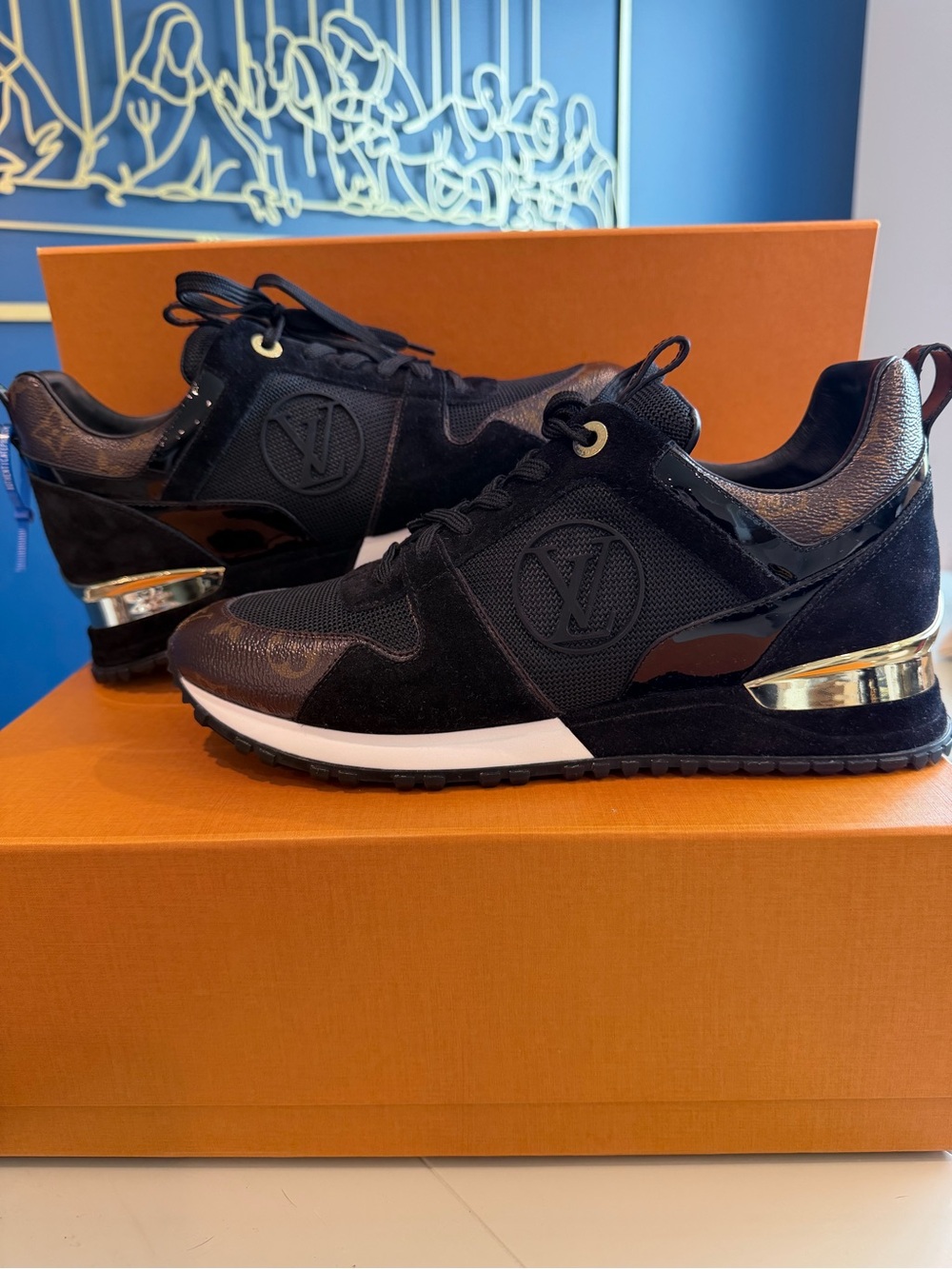Louis Vuitton Monogram Run Away Sneakers Black Gold & Brown Size 39.5 like NEW